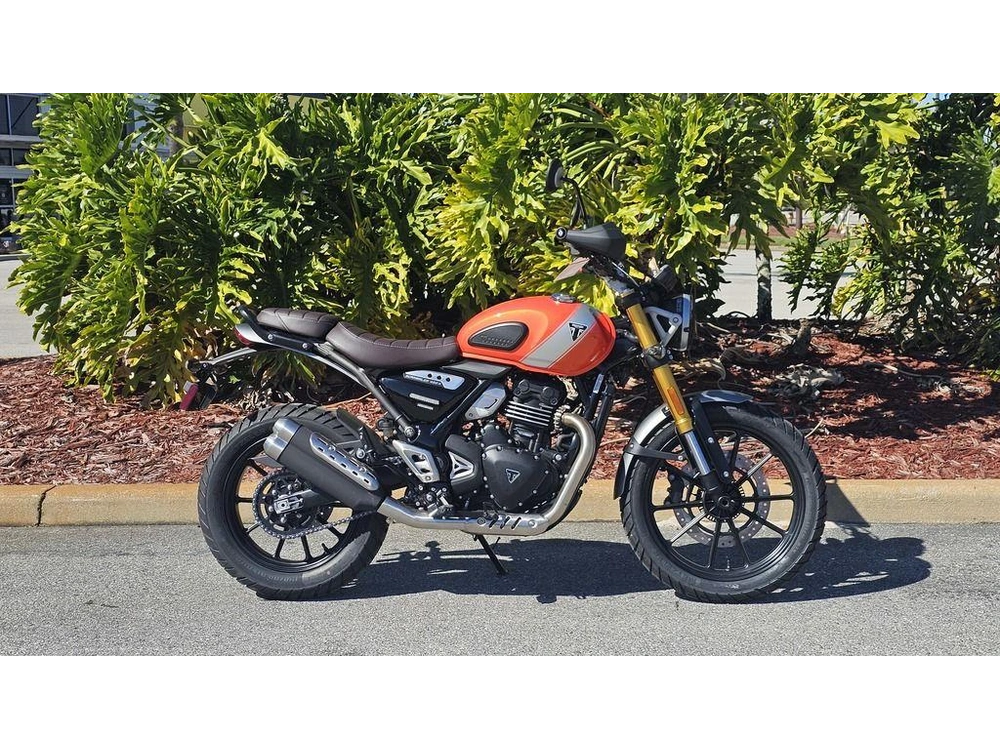 2026 Triumph Scrambler 400 X Baja Orange/aluminium
