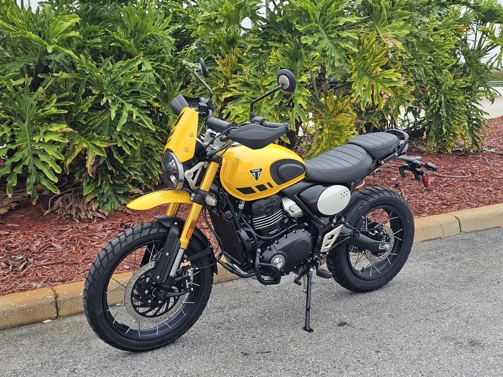 2026 Triumph Scrambler 400 Xc Racing Yellow