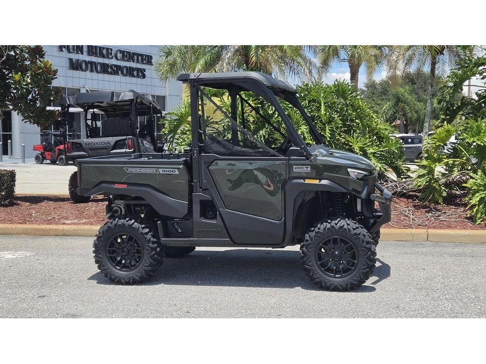 2026 Honda Pioneer 1000 Deluxe