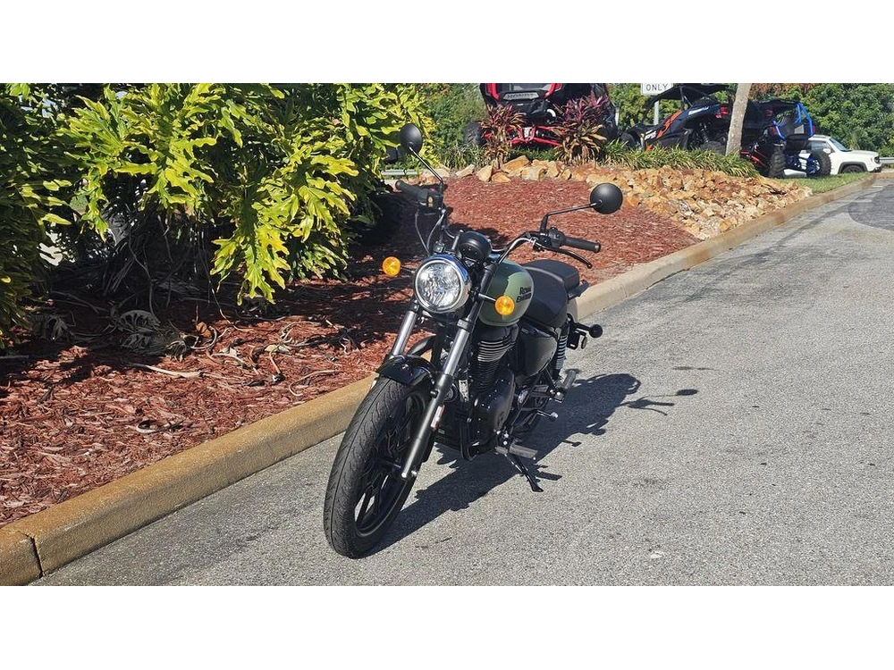 2024 Royal Enfield Meteor 350 Fireball Matte Green