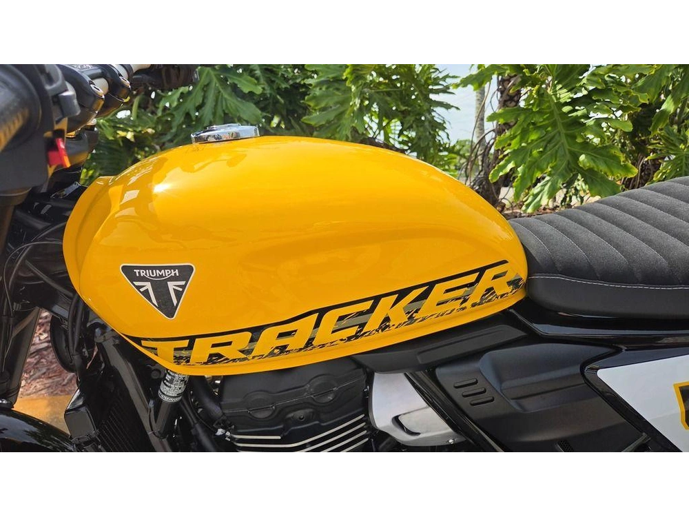 2026 Triumph Tracker 400 Racing Yellow
