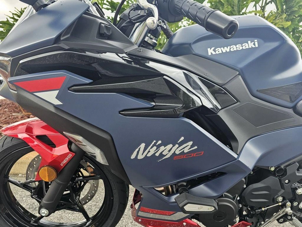 2026 Kawasaki Ninja® 500 Se Abs