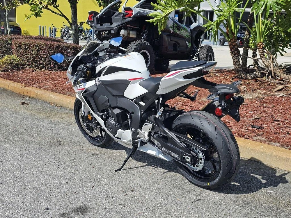 2027 Honda Cbr1000rr