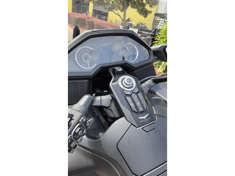 2025 Honda Gold Wing 50th Anniversary Dct