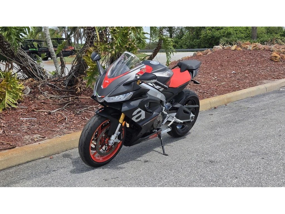 2022 Aprilia Rs 660