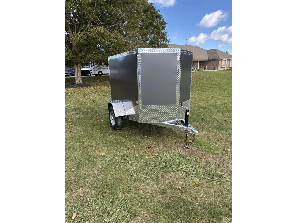 2027 Rhino Galvanized Enclosed 4' X 6' Sa Ramp