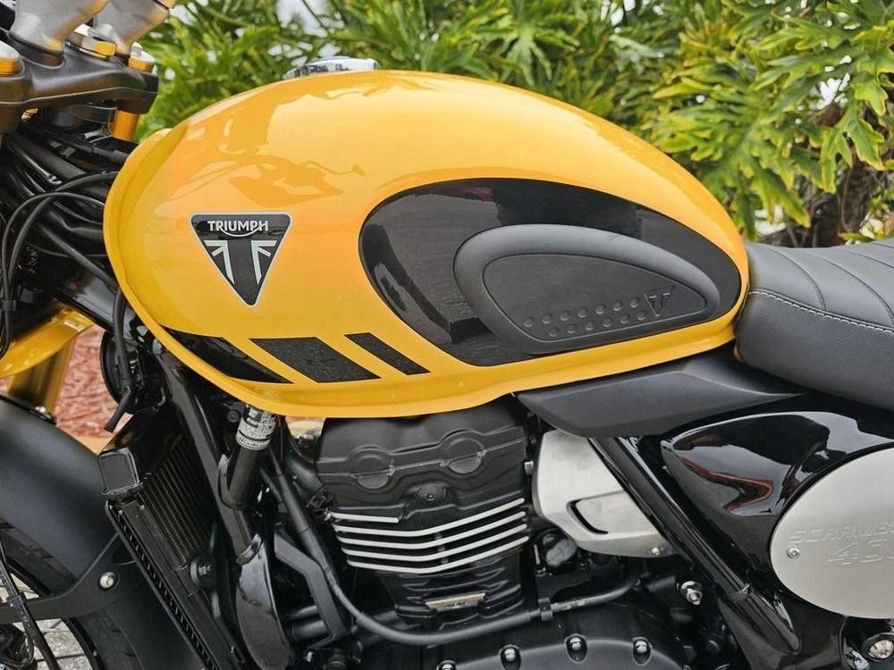 2026 Triumph Scrambler 400 Xc Racing Yellow