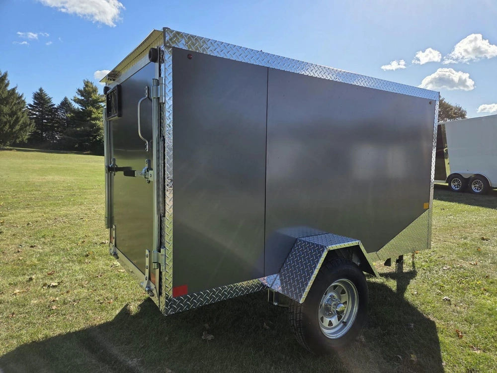 2027 Rhino Galvanized Enclosed 4' X 8' Ramp