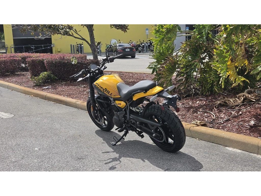 2026 Royal Enfield Guerrilla 450 Playa Black