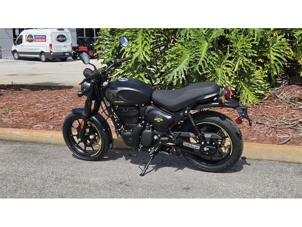 2027 Royal Enfield Hunter 350 Graphite Grey
