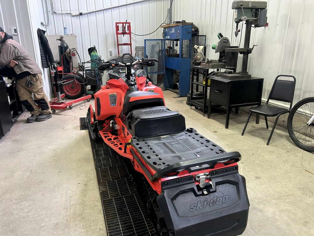 Ski-doo Expedition Xtreme 850 E-tec 2021 alt