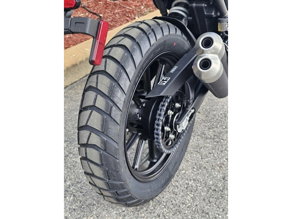 2026 Triumph Scrambler 400 X Matte Khaki Green/matte Fusion White