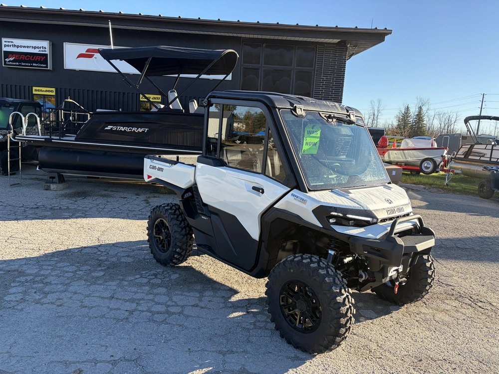 2026 Can-am Defender Limited Hd11