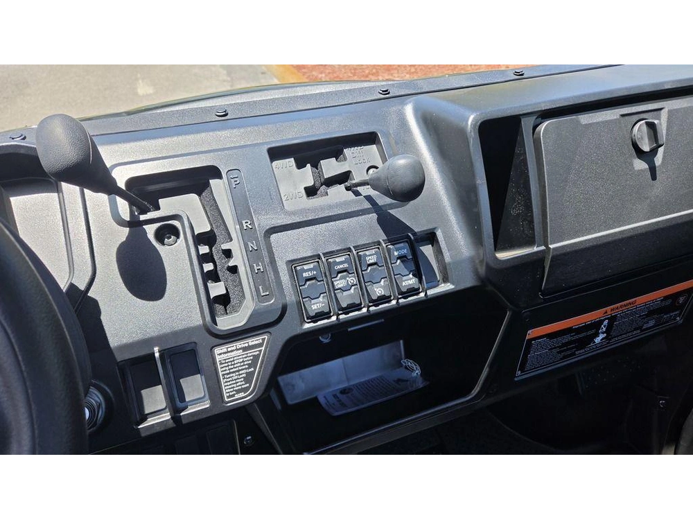 2026 Honda Pioneer 1000 Deluxe