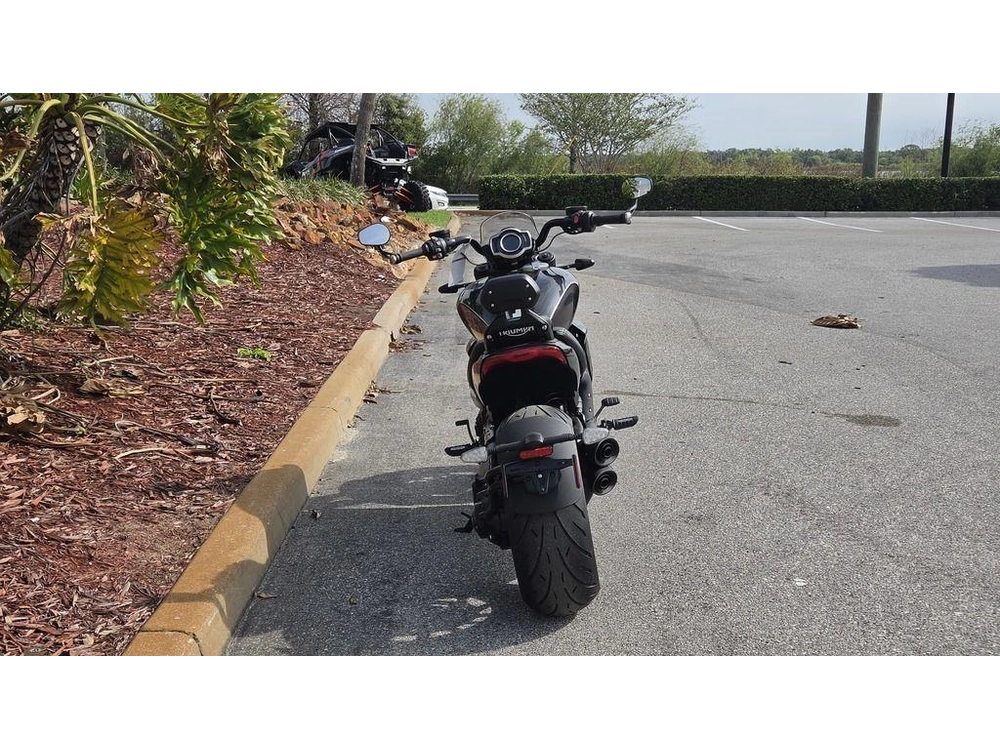 2026 Triumph Rocket 3 Storm Gt Granite/sapphire Black