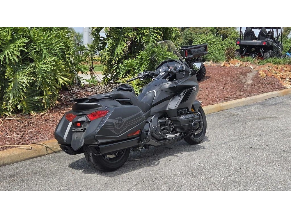 2025 Honda Gold Wing 50th Anniversary Dct