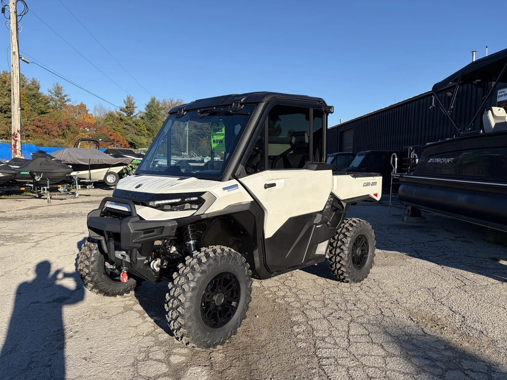 2026 Can-am Defender Limited Hd11