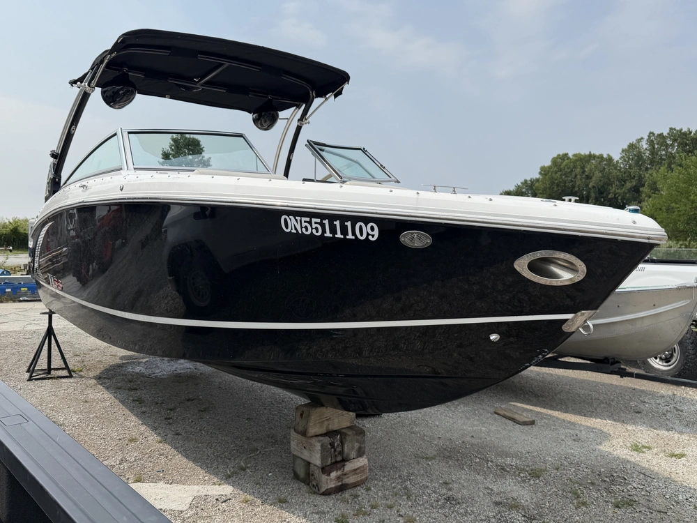2017 Cobalt Boats Wss R5 Surf alt