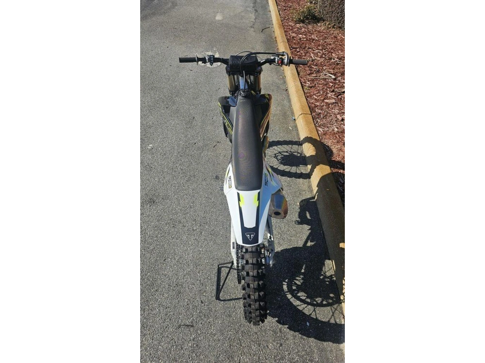 2026 Triumph Tf 450-x Jet Black/pure White