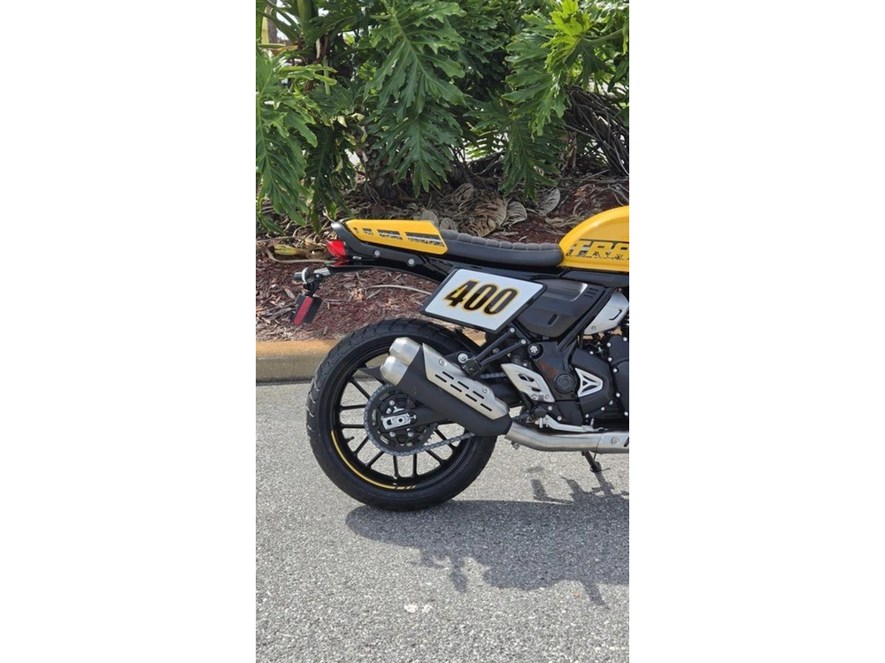 2026 Triumph Tracker 400 Racing Yellow
