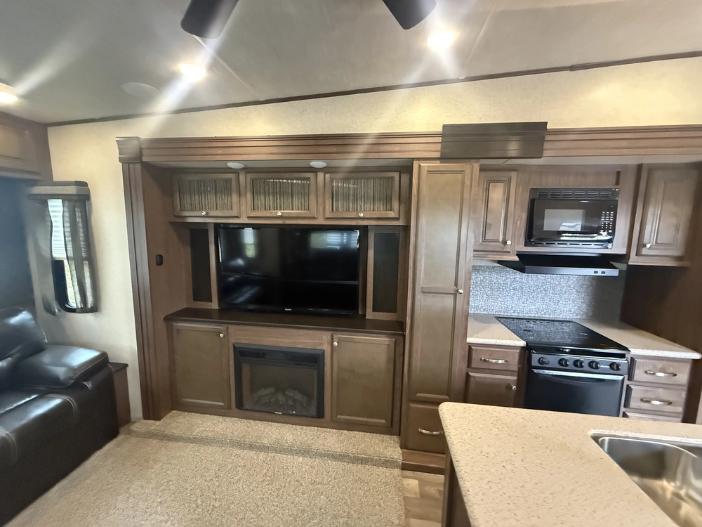 2017 Heartland Rv Elkridge 35tsrl