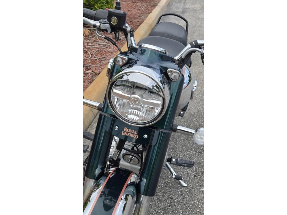 2027 Royal Enfield Classic 350 Emerald Green