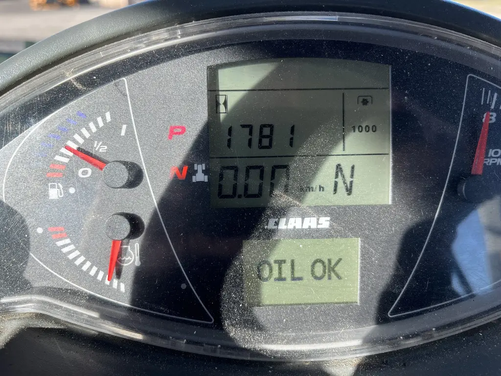 2022 Claas Axion 960