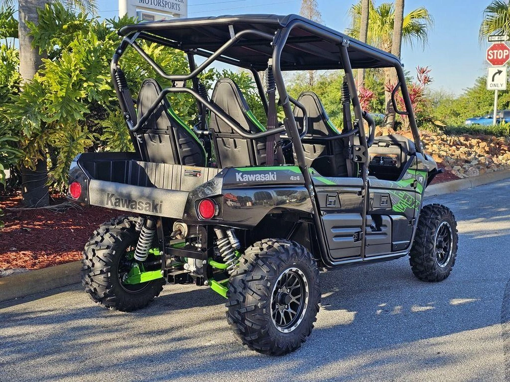2025 Kawasaki Teryx4™ S Le Cypher Camo Gray