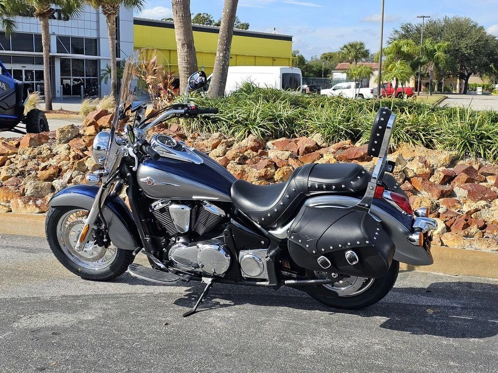 2026 Kawasaki Vulcan® 900 Classic Lt