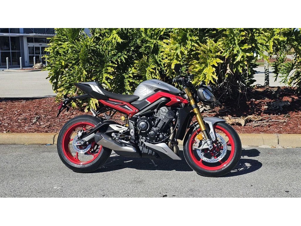 2026 Triumph Street Triple 765 Rx