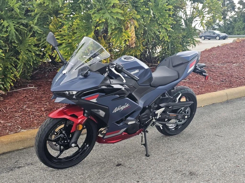 2026 Kawasaki Ninja® 500 Se Abs