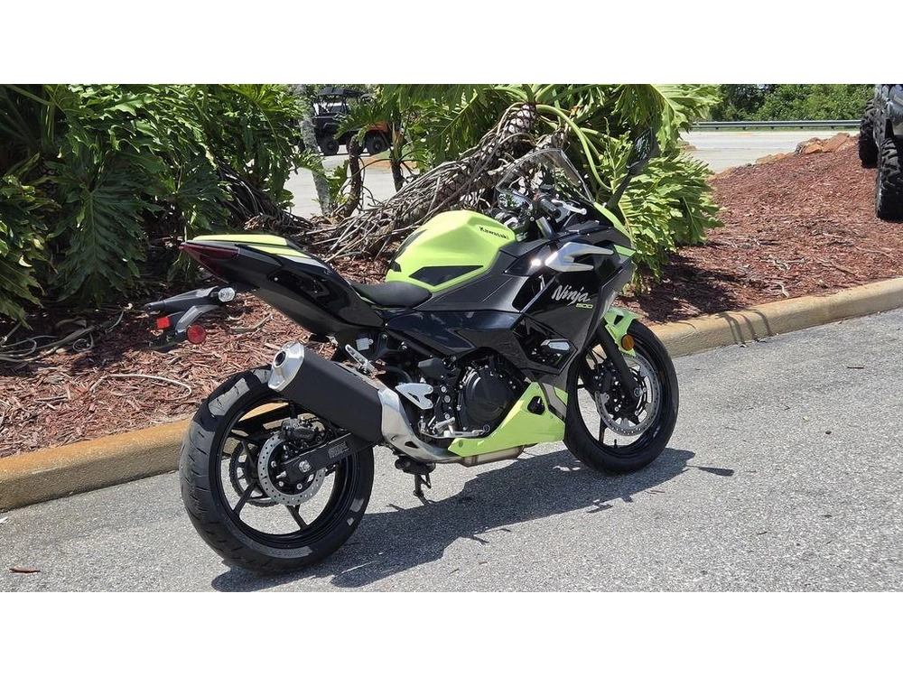 2026 Kawasaki Ninja® 500 Se Abs
