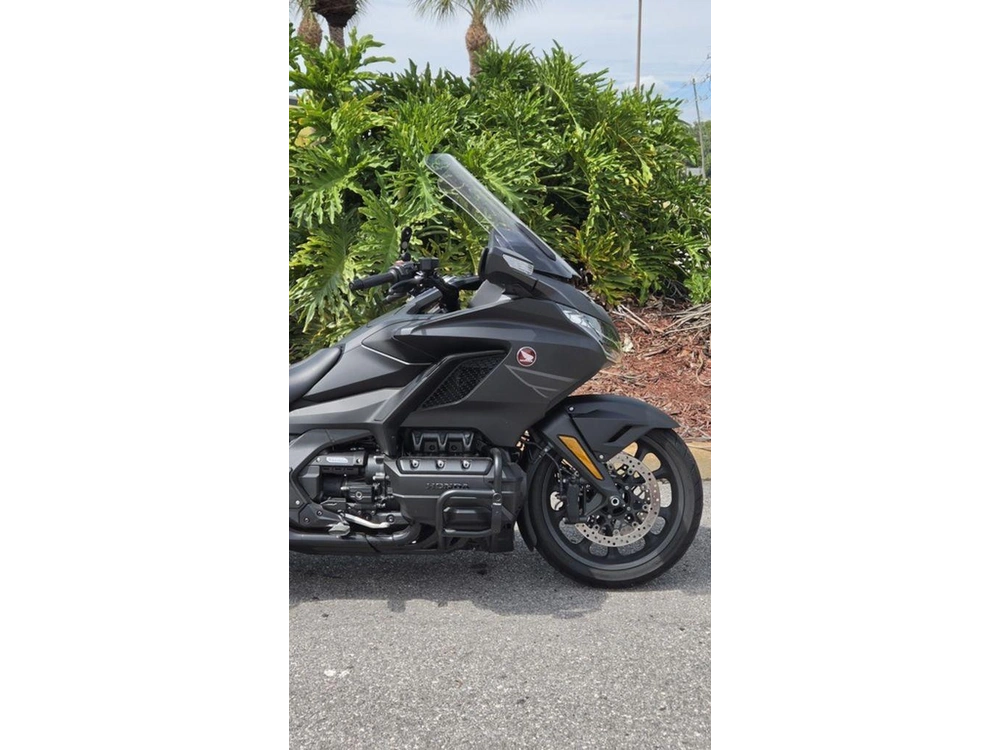 2025 Honda Gold Wing 50th Anniversary Dct