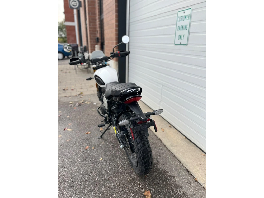 2026 Triumph Scrambler 400 Xc alt