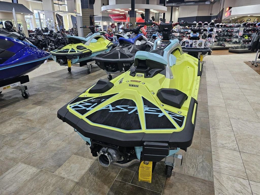 2025 Yamaha Jetblaster Pro 2-up