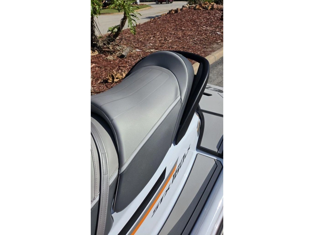 2026 Kawasaki Jet Ski® Ultra® 160 Lx