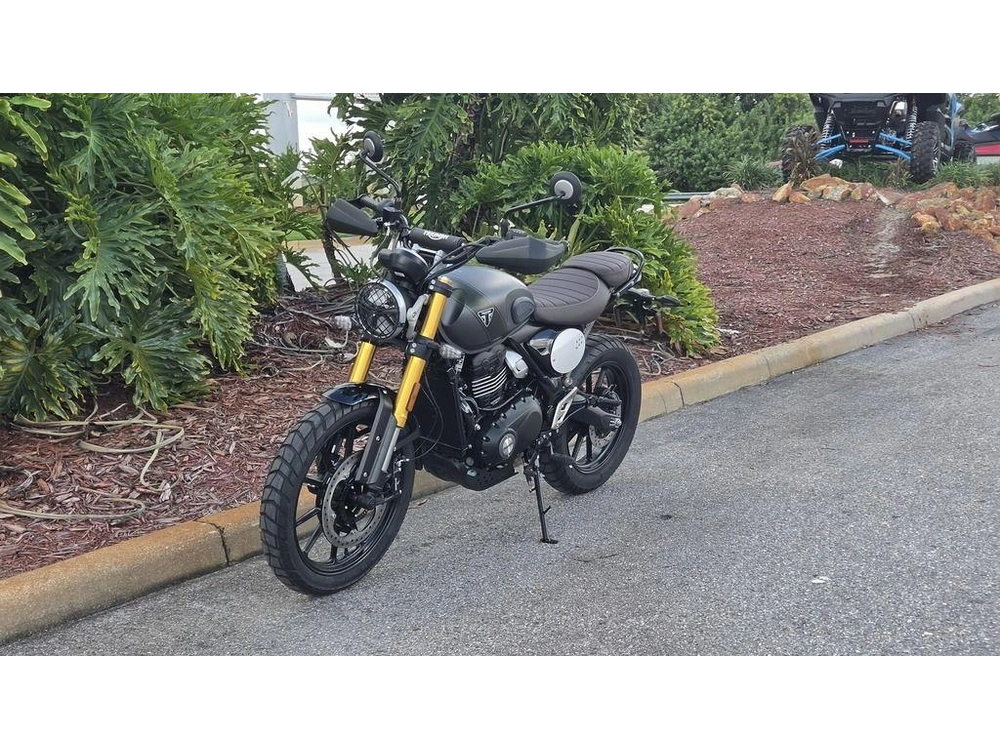 2027 Triumph Scrambler 400 X Matte Pewtergrey/matte Khaki Green