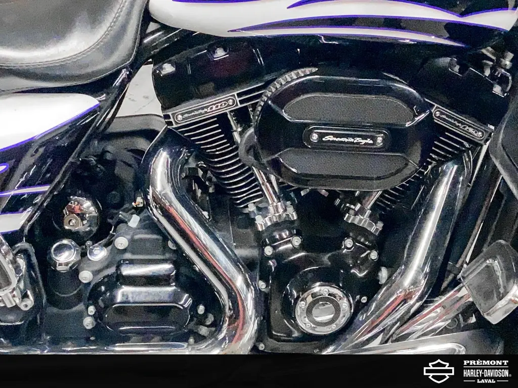 Harley-Davidson CVO Street GlideFLHXSE 2016