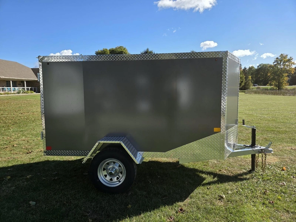 2027 Rhino Galvanized Enclosed 4' X 8' Ramp