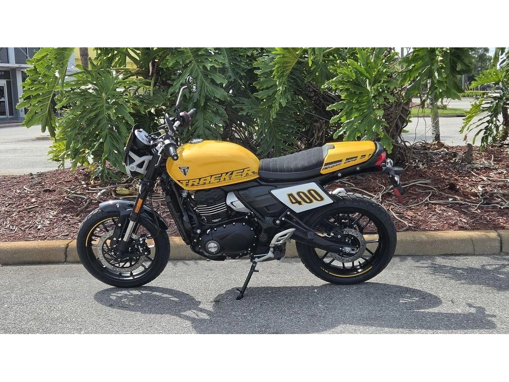 2026 Triumph Tracker 400 Racing Yellow
