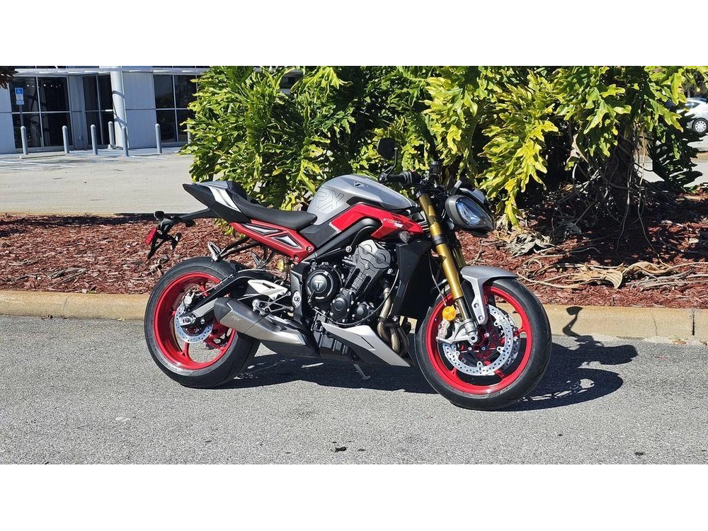 2026 Triumph Street Triple 765 Rx