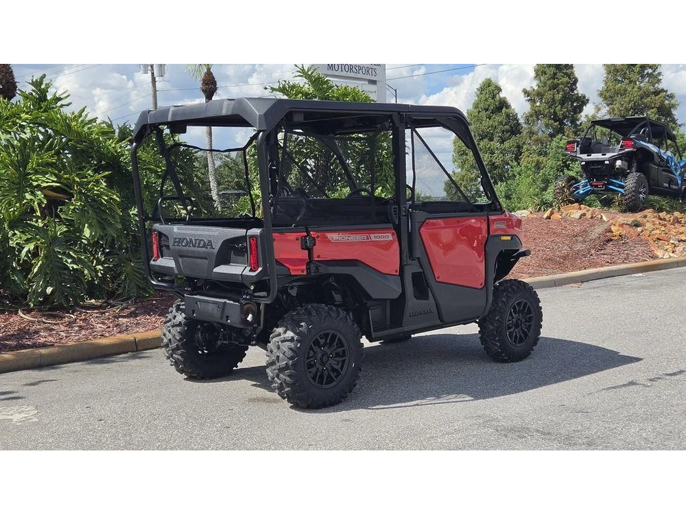 2026 Honda Pioneer 1000-5 Deluxe