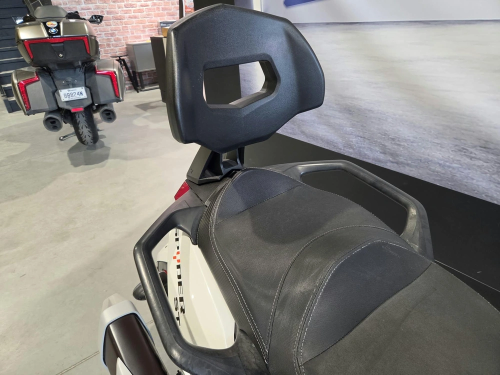 Can-am Spyder St 2014