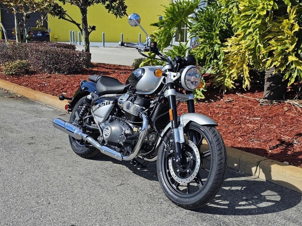 2024 Royal Enfield Super Meteor 650 Interstellar Grey