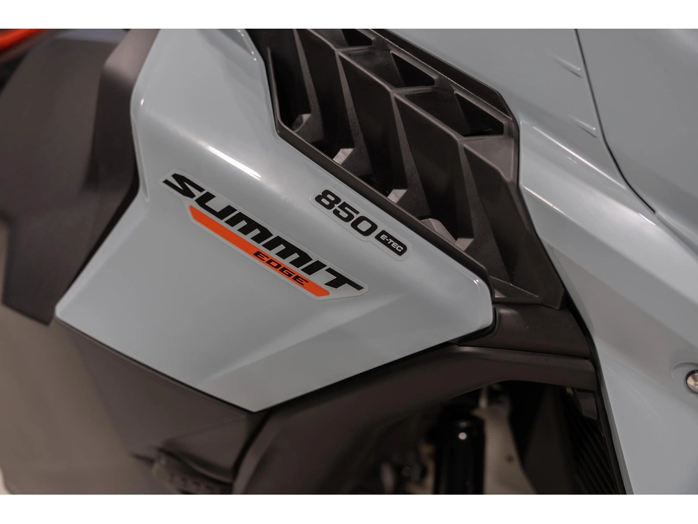 2027 Ski-doo Chvb