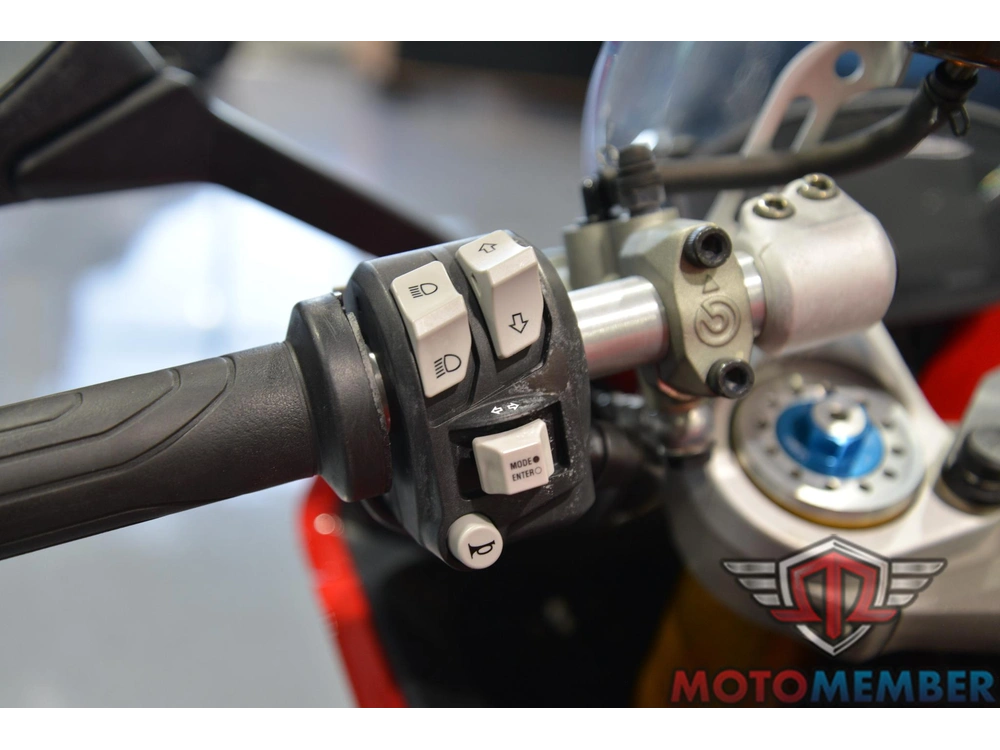 2023 Ducati Supersport 950 S