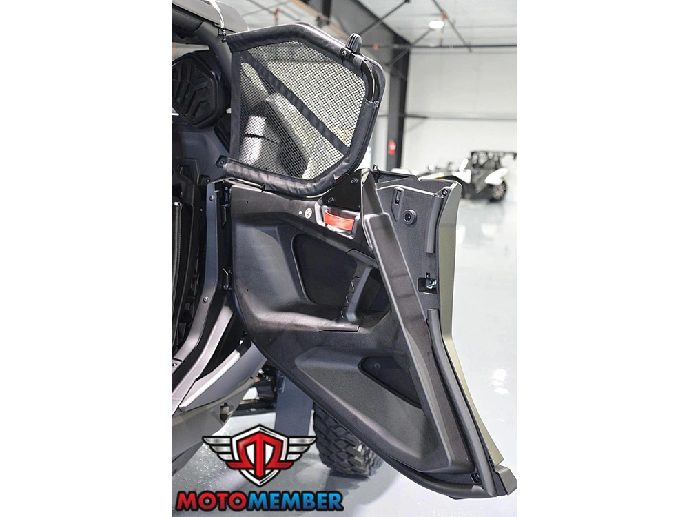 2027 Can-am Maverick R Max X Rc With Smart-shox 999t Dct