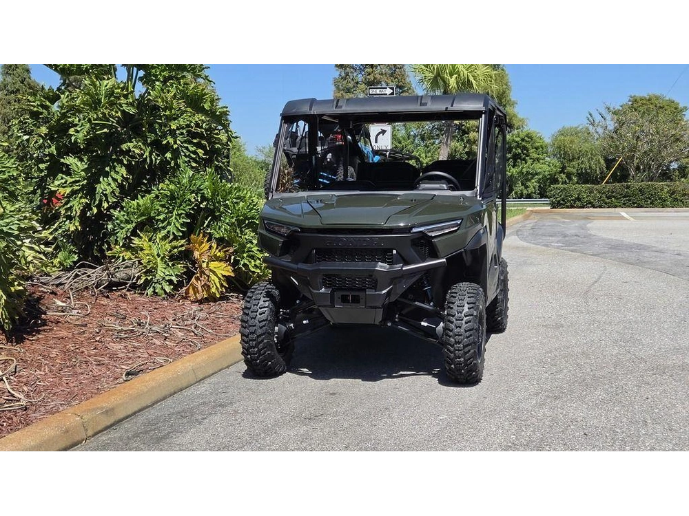 2026 Honda Pioneer 1000-5 Deluxe