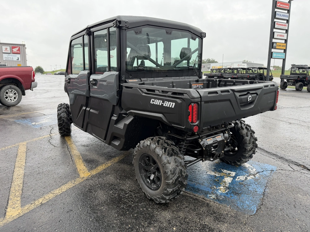 2027 Can-am Defender Max Dps Cab Hd10