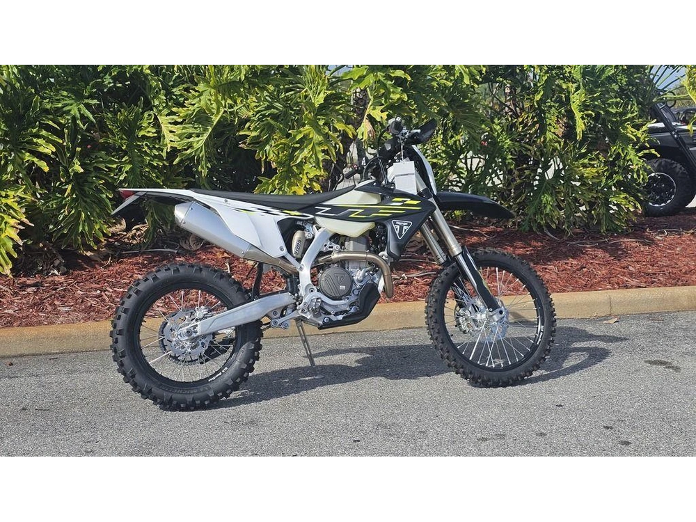 2026 Triumph Tf 450-e Jet Black/pure White